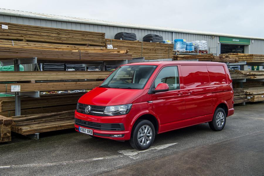  Volkswagen Transporter Kasten (T6) 2015 года  (UK) (фото 8 из 38)